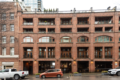 1 at 5-2 - 550 Beatty Street, Downtown VW, Vancouver West