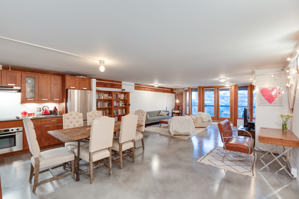 4 at 5-2 - 550 Beatty Street, Downtown VW, Vancouver West