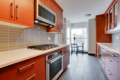 u6lre-dw at 1502 - 837 Hastings, Coal Harbour, Vancouver West