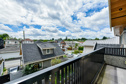 48128774901_69423df07d_o at 568 21 Avenue, Fraser VE, Vancouver East