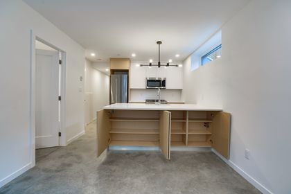 aiostkkq at 2 - 740 3rd Street, Lower Lonsdale, North Vancouver