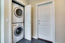 zxbhbi8q at 278 33 Avenue, South Vancouver, Vancouver East