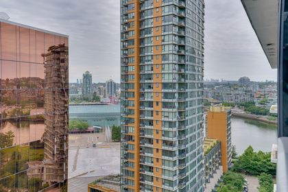 fnhoj7qa at 1953 - 38 Smithe, Yaletown, Vancouver West