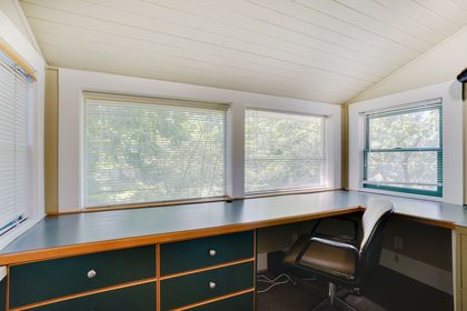 ybrmnfeq at 3228 3rd, Kitsilano, Vancouver West