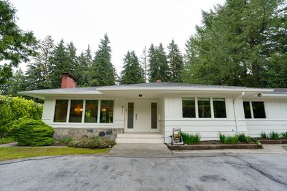 4tiayuqw at 1160 Taylor Way, Sentinel Hill, West Vancouver