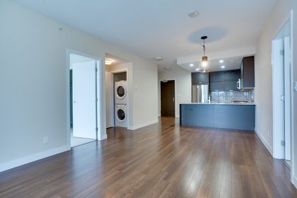 10 at 802 - 2077 Rosser Avenue, Burnaby North