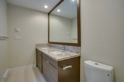 22 at 802 - 2077 Rosser Avenue, Burnaby North