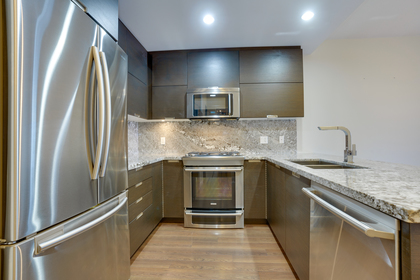 5 at 802 - 2077 Rosser Avenue, Burnaby North