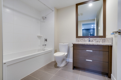 8 at 802 - 2077 Rosser Avenue, Burnaby North