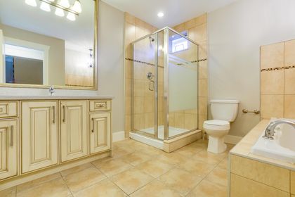 yjk1fdla at 3243 38th, Kerrisdale, Vancouver West