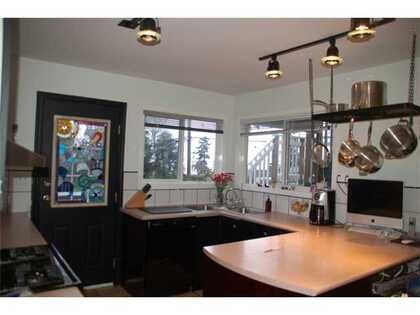 v866282_501_18 at 110 English Bluff, South Surrey White Rock