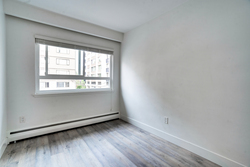 9 at 207 - 1537 Burnaby Street, Vancouver West