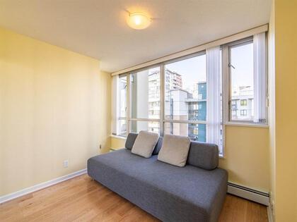 262510476-19 at 806 - 1228 Marinaside Crescent, Yaletown, Vancouver West
