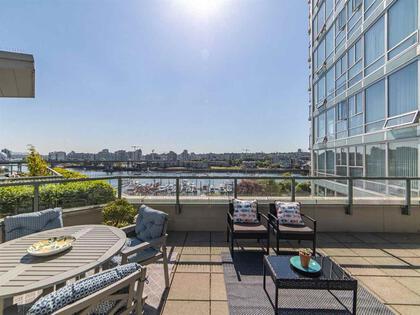 262510476-2 at 806 - 1228 Marinaside Crescent, Yaletown, Vancouver West