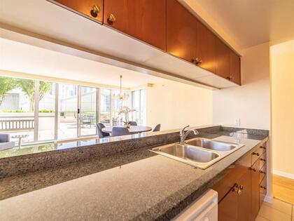 262510476-9 at 806 - 1228 Marinaside Crescent, Yaletown, Vancouver West