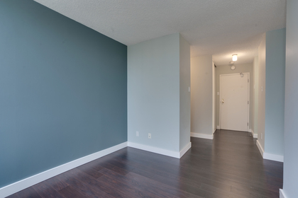 16 at 1408 - 4300 Mayberry, Metrotown, Burnaby South