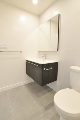 facetune_01-06-2019-09-39-23-1 at 309 - 2508 Watson, Mount Pleasant VE, Vancouver East