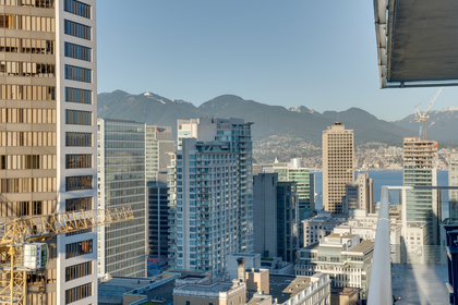 10 at 3305 - 777 Richards, Downtown VW, Vancouver West