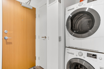 14 at 611 - 288 West 1st Avenue, False Creek, Vancouver West