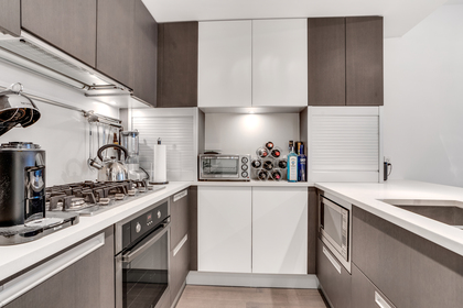 8 at 611 - 288 West 1st Avenue, False Creek, Vancouver West