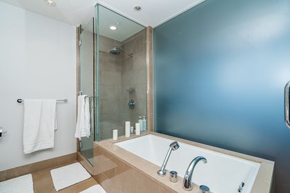 g-1 at 4004 - 1111 Alberni, Coal Harbour, Vancouver West