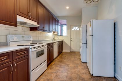 fjqenpqq at Upper - 3744 Main Street, Main, Vancouver East