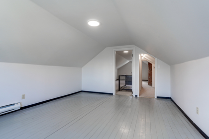 16 at 4031 Dunbar Street, Dunbar, Vancouver West