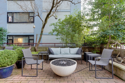 12 at 102 - 888 Bute Street, Coal Harbour, Vancouver West