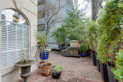 13 at 102 - 888 Bute Street, Coal Harbour, Vancouver West