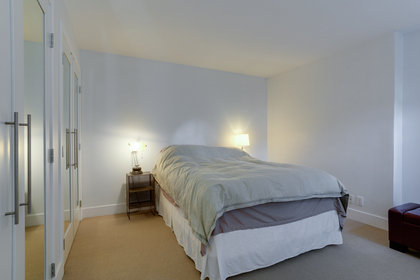 16 at 102 - 888 Bute Street, Coal Harbour, Vancouver West