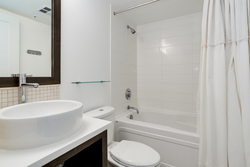 18 at 102 - 888 Bute Street, Coal Harbour, Vancouver West