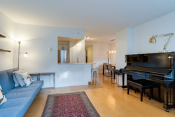 6 at 102 - 888 Bute Street, Coal Harbour, Vancouver West