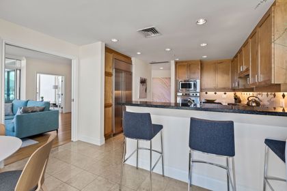 photo-13 at 307 - 1717 Bayshore Drive, Coal Harbour, Vancouver West