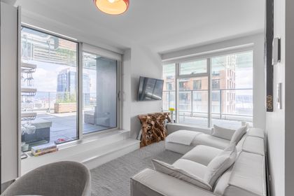 telus-garden-residences-07 at 2209 - 777 Richards Street, Downtown VW, Vancouver West