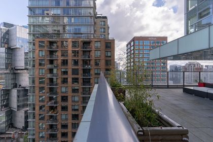 telus-garden-residences-24 at 2209 - 777 Richards Street, Downtown VW, Vancouver West