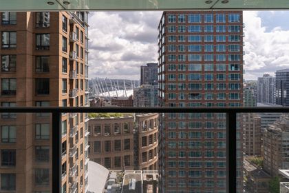 telus-garden-residences-28 at 2209 - 777 Richards Street, Downtown VW, Vancouver West