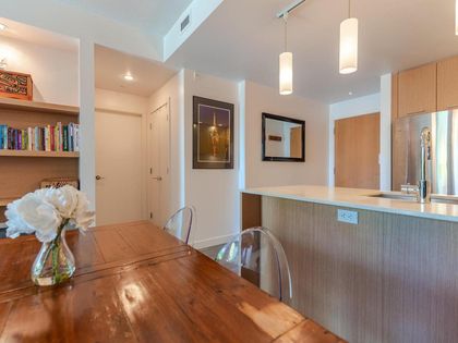 r2589678-18 at 9 - 221 E 3rd Street, Lower Lonsdale, North Vancouver