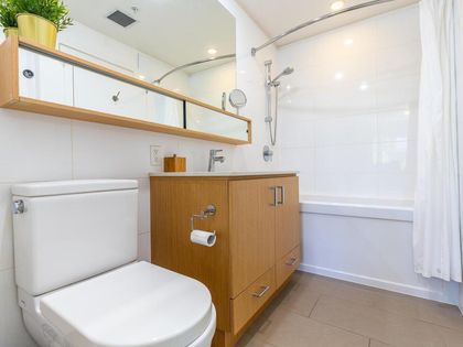 r2589678-22 at 9 - 221 E 3rd Street, Lower Lonsdale, North Vancouver