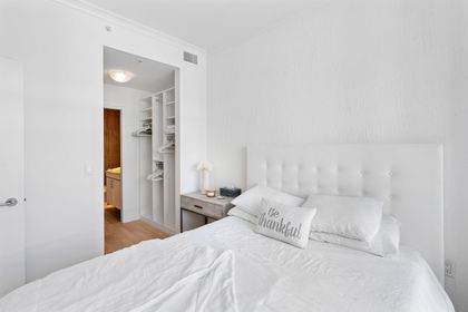 14 at 706 - 185 Victory Ship Way, Lower Lonsdale, North Vancouver