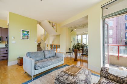 51357500136_cd178af597_o at 131 Alexander Street, Vancouver East