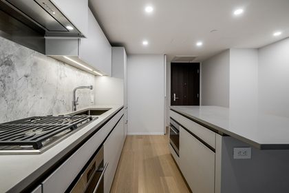 b-7 at 607 - 889 Pacific, Downtown VW, Vancouver West