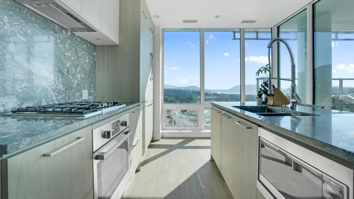 2702 - 680 Seylynn, Lynnmour, North Vancouver 