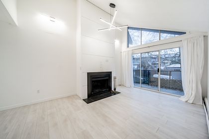 a-3 at 305 - 230 Mowat Street, West End NW, New Westminster