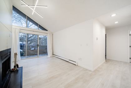 b-1 at 305 - 230 Mowat Street, West End NW, New Westminster