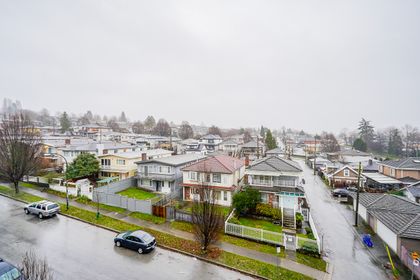 i-1 at 407 - 8121 Chester Street, South Vancouver, Vancouver East