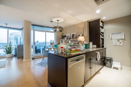 b-2 at 1906 - 638 Beach Crescent, False Creek, Vancouver West