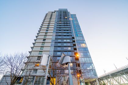 i-6 at 1906 - 638 Beach Crescent, False Creek, Vancouver West