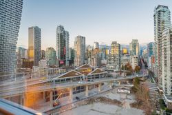 i-12 at 1906 - 638 Beach Crescent, False Creek, Vancouver West