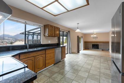 photo-20 at 1029 Windward Drive, Harbour Place, Coquitlam