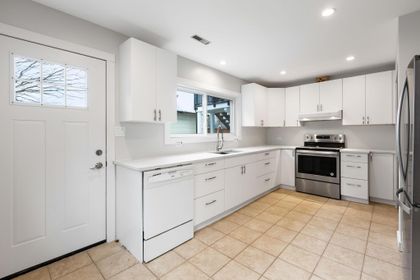 photo-58 at 1029 Windward Drive, Harbour Place, Coquitlam